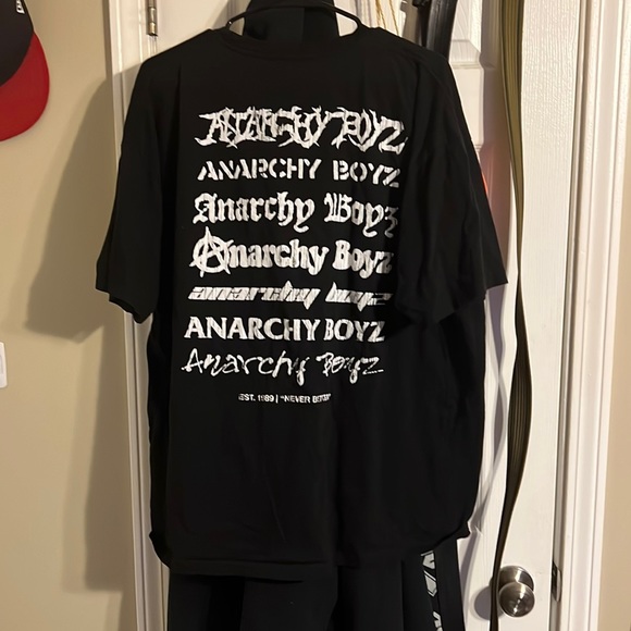 Anarchy Boyz T Shirt (back pictured first) - Picture 1 of 3